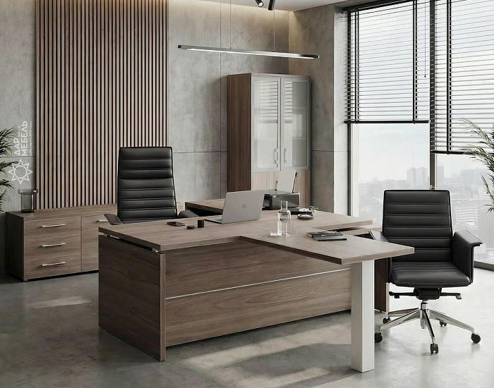 фото кабинет Ялта Вяз					